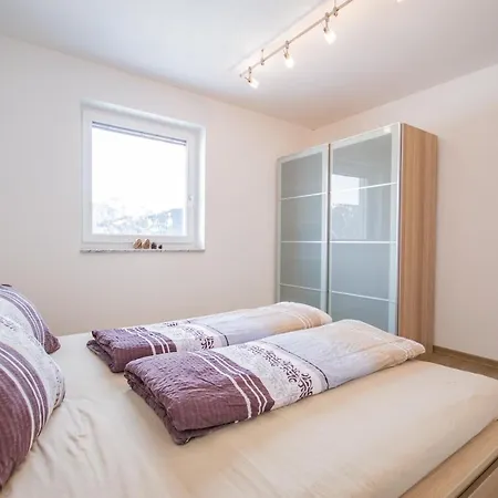 Ferienwohnung Gstrein