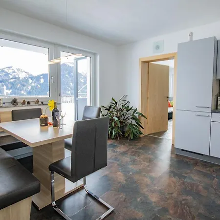 Ferienwohnung Gstrein * Gries