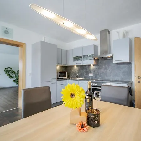 아파트 Ferienwohnung Gstrein *